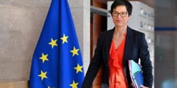 Marta Kos sot në Kosovë, takohet me Haxhiun dhe Kurtin – kjo është agjenda e saj