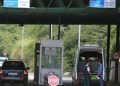 Rikthehet qarkullimi në kufirin mes Kosovës dhe Maqedonisë pas ndërprerjes së sistemit