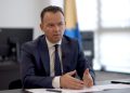 Peci: Një numër i telefonit po keqpërdor emrin tim, mos bini pre e mashtrimeve