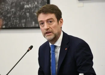 Ministri Hoxha: Shtetasi shqiptar, Goxhaj, pjesëmarrës në flotiljen “Sumud”, është rrugës për në atdhe