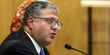 Franca “shpall të padëshiruar” ministrin izraelit