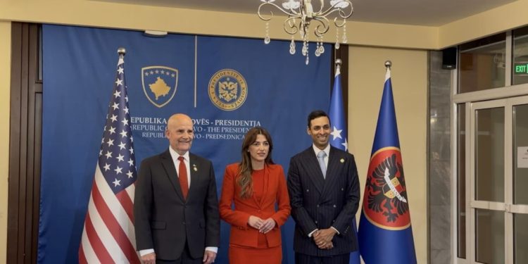 Haxhiu priti në takim kongresistët amerikanë
