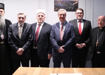 OSBE mbështet thirrjen e liderëve fetarë për një gjuhë të përgjegjshme në fushatë