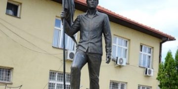 37 vjet nga vrasja e Ali Ajetit