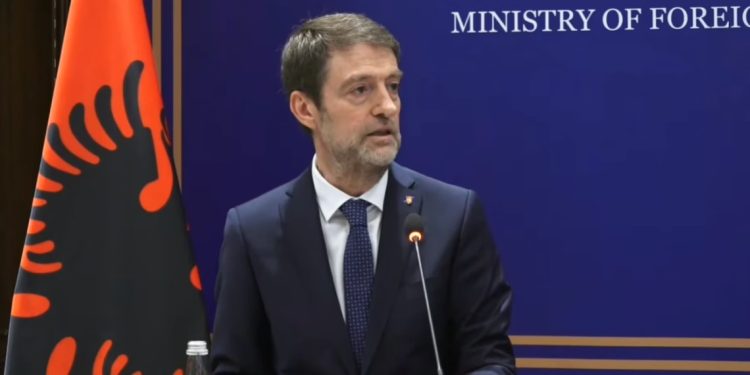 Hoxha nga Prishtina: Kosova mbetet prioritet i politikës së jashtme të Shqipërisë