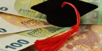 Hapet aplikimi për studentët për shtesën prej 100 eurove