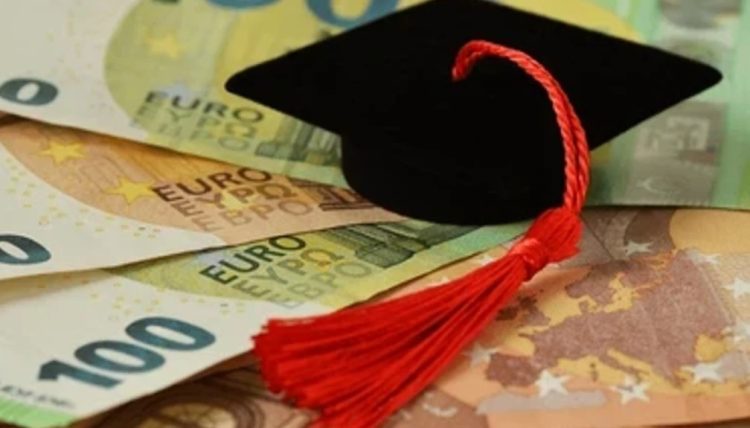 Hapet aplikimi për studentët për shtesën prej 100 eurove
