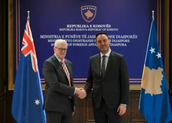 Konjufca priti ambasadorin australian në takim përshëndetës
