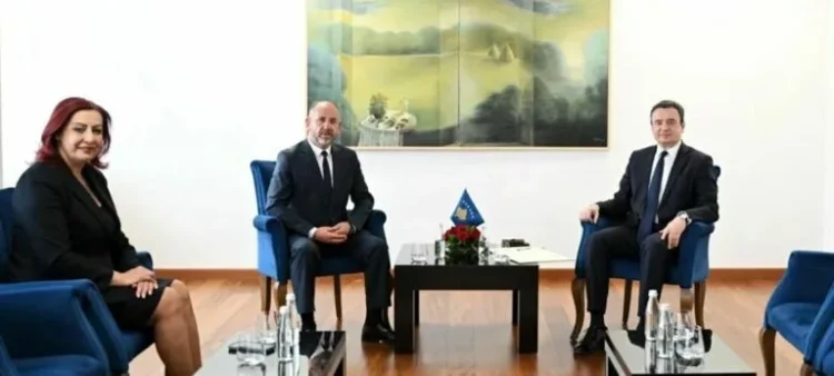 Kurti emëron Bedrija Ejupagiqin zëvendësministër të Infrastrukturës dhe Transportit