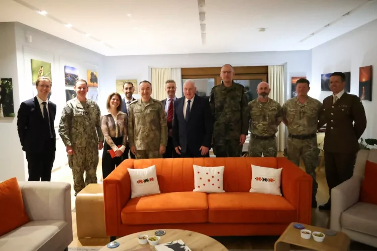 Rikonfirmohet përkushtimi i Mbretërisë së Bashkuar për të mbështetur misionin e NATO-s
