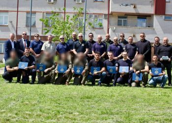 Certifikohen 12 zyrtarë policorë për operim me dronë, policia pranon donacion mbi 273 mijë dollarë nga Amerika