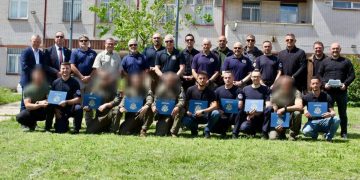 Certifikohen 12 zyrtarë policorë për operim me dronë, policia pranon donacion mbi 273 mijë dollarë nga Amerika