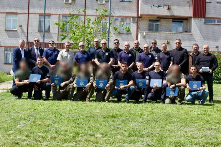 Certifikohen 12 zyrtarë policorë për operim me dronë, policia pranon donacion mbi 273 mijë dollarë nga Amerika