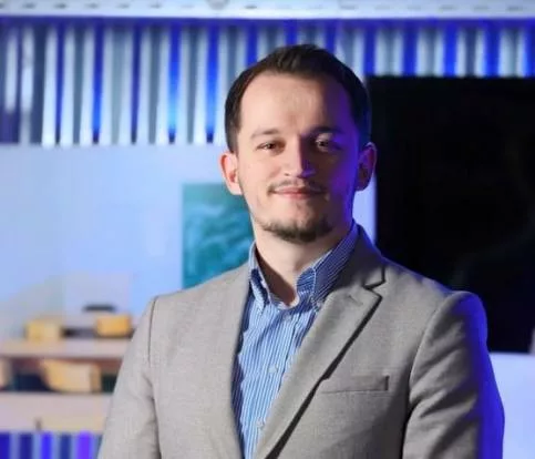 Numërimi i votave me postë ende në fazë të hershme, Cakolli jep projeksionet e mandateve