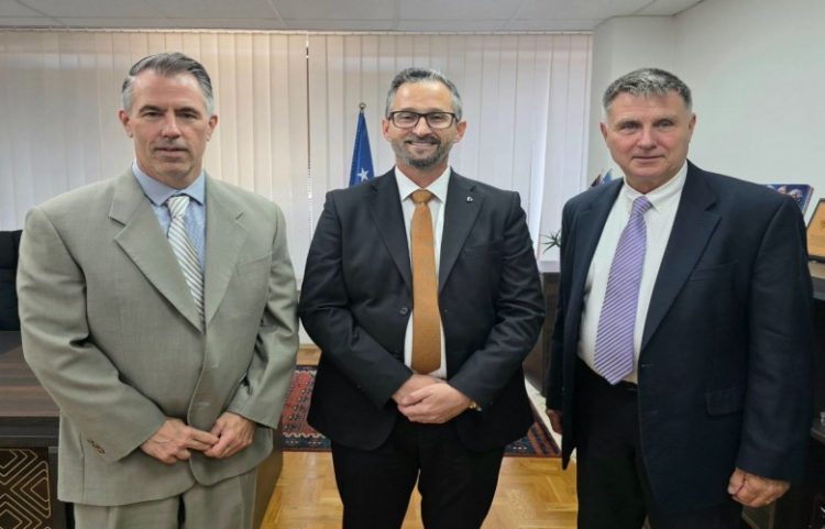 Bashkëpunim Kosovë–SHBA në luftën kundër pastrimit të parave