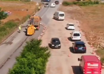 Basha inspekton rehabilitimin e rrugës së dëmtuar në Slivovë të Ferizajt