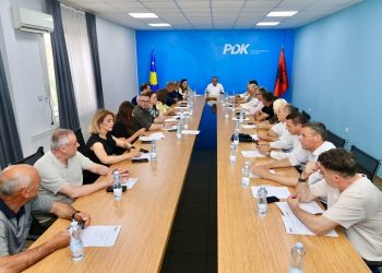Kryesia e PDK-së diskuton zgjedhjet e brendshme dhe zhvillimet politike