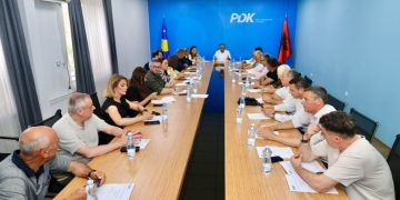 Kryesia e PDK-së diskuton zgjedhjet e brendshme dhe zhvillimet politike