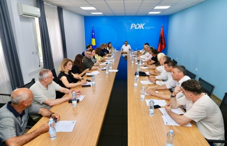 Kryesia e PDK-së diskuton zgjedhjet e brendshme dhe zhvillimet politike