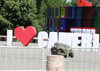 “Mos harro Çamërinë”, përkujtohet në Tiranë gje*nocidi ndaj çamëve