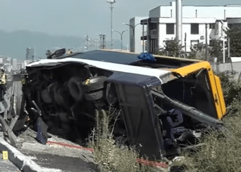Ak*sidenti tragjik në autostradën Tiranë-Durrës: Njëri prej viktimave, shoferi i autobusit