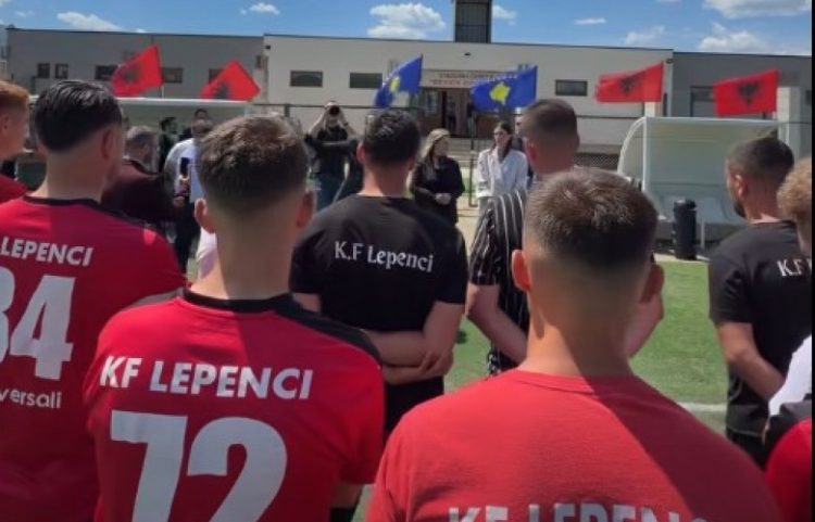 Kurti uron KF Lepencin dhe paralajmëron renovimin e stadiumit në Kaçanik