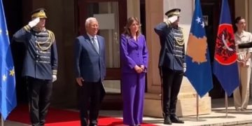 Costa nis vizitën në Kosovë, takohet me Haxhiun