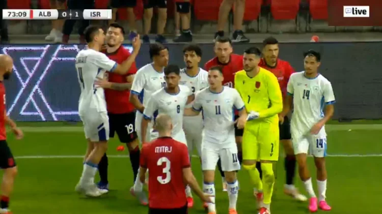 Momente tensioni në “Air Albania”: Futbollisti i Izraelit provokon tifozët, përplaset menjëherë me Hysajn (Video)