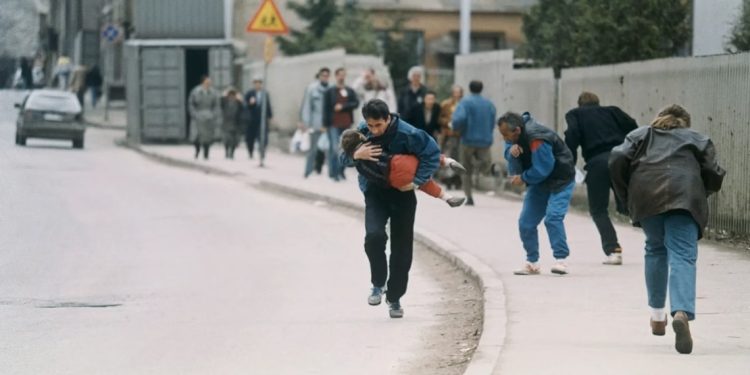 “Sarajevo Safari” – Der Spiegel rikthen artikullin për Vuçiqin, pavarësisht urdhrit të gjykatës