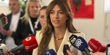 Haxhiu: Të dëshmojmë maturi e dashuri për vendin