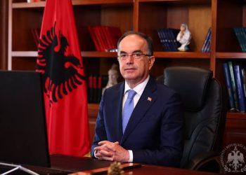 Begaj uron Kurtin për rezultatin: Shqipëria do të vijojë të mbështesë Kosovën