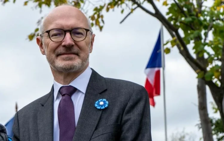 “Lum si ti Kosovë”, ambasadori francez- Zgjedhjet ishin shembullore, tani partitë duhet të sigurojnë stabilitet institucional