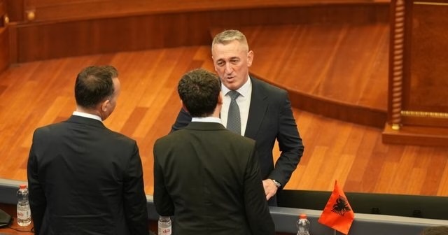 Mandati i Rashiqit dhe kriza e përfaqësimit serb në Kosovë