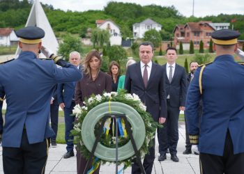 Haxhiu nga Prekazi: Liria e Kosovës është ndërtuar mbi sakrificën e familjes Jashari