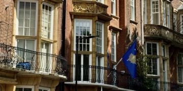 Kosova hap objektin e përhershëm të Ambasadës në Londër
