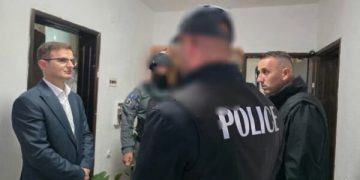 Aksion për krime lufte në Kosovë, arrestohen pesë persona