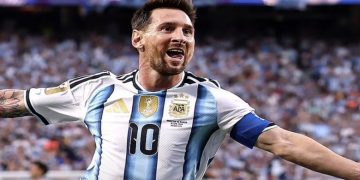 Messi thyen rekorde në fitoren 3-0 të Argjentinës ndaj Algjerisë