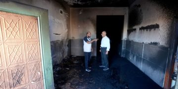 Kolonët izraelitë u vënë flakën xhamive dhe sulmojnë shtëpitë palestineze në Bregun Perëndimor