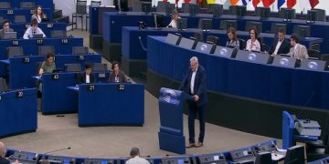 Parlamenti Evropian miraton rezolutën për Kosovën