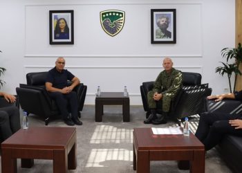 FSK dhuron donacion prej 50 kontejnerësh për Federatën e Futbollit të Kosovës