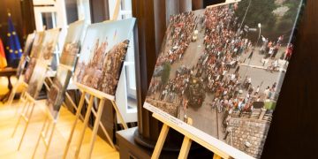 Në Berlin hapet ekspozita `28 Minuta`, kushtuar hyrjes së forcave gjermane
