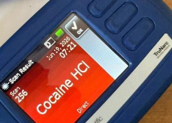 Dogana zbulon kokainë dhe marihuanë në Vërmicë, dy raste procedohen për hetime