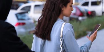 Pesë persona plaçkisin dy kolumbiane në Prishtinë