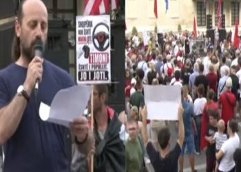 Protestuesit në Shqipëri paraqesin 5 kërkesa