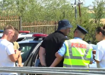Arrestohen disa serbë në përfundim të manifestimit të “Vidovdanit” në Gazimestan