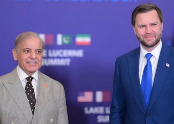 Vance: Është arritur “përparim i madh” në bisedimet me Iranin, do të ketë “përparim shtesë” në orët në vijim