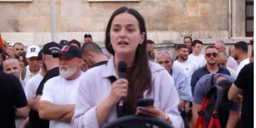 Protesta , organizatorja Sidorela Vatnikaj rilexon kërkesat e paraqitura disa ditë më parë nga Dritan Goxhaj