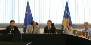 BE-ja dhe Kosova mbajnë takimin e parë të Komitetit për Reforma dhe Rritje