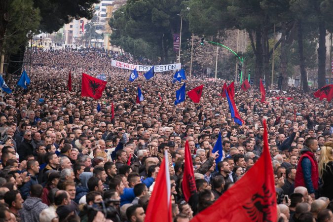 23 ditë protestë në Shqipëri