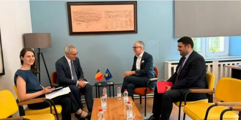 Vitia takon ambasadorin belg, diskutojnë për bashkëpunimin në sektorin e shëndetësisë